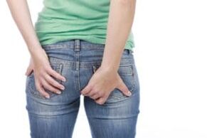 Svrbenie v konečníku je znakom prítomnosti parazitov v tele